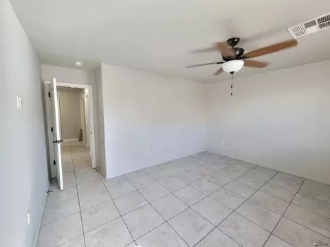657 E 13 Pl, Somerton, AZ 85350 photo 9