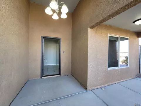 657 E 13 Pl, Somerton, AZ 85350 photo 2