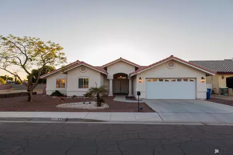 2250 S 23 Dr, Yuma, AZ 85364