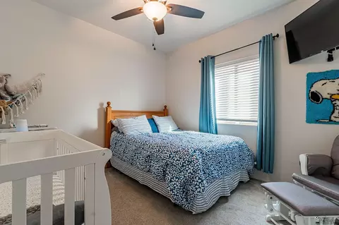 Bedroom - 12576 E 49 Dr, Yuma, AZ 85367 photo 3 of 5
