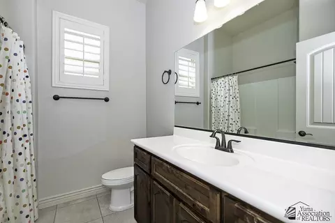 Bath - 10254 E 39 Ln, Yuma, AZ 85367 photo 2 of 5