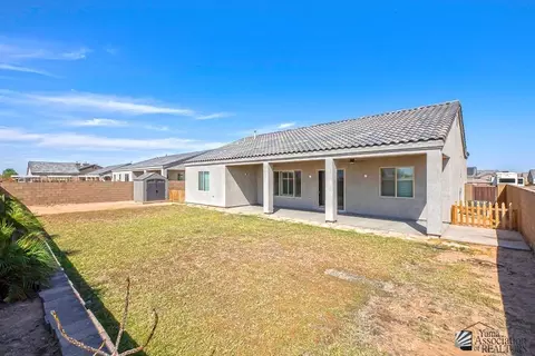 Exterior - 10254 E 39 Ln, Yuma, AZ 85367 photo 3 of 10