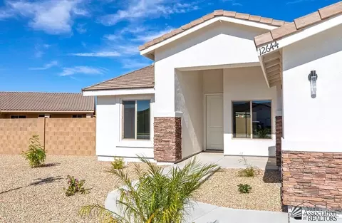Exterior - 12644 E 50 Pl, Yuma, AZ 85367 photo 3 of 8