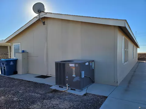 12221 E 39 Way, Yuma, AZ 85367 photo 2