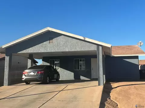 232 E Villa St, San Luis, AZ 85349