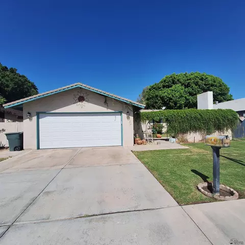 1918 S Athens Ave, Yuma, AZ 85364