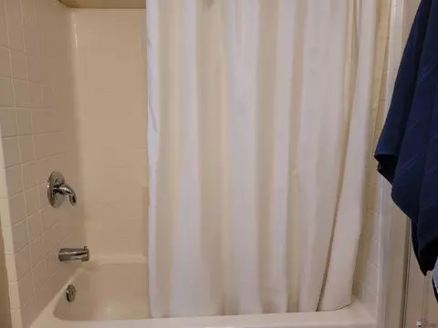 Bath - 9641 E 34 Pl, Yuma, AZ 85365 photo 1 of 1