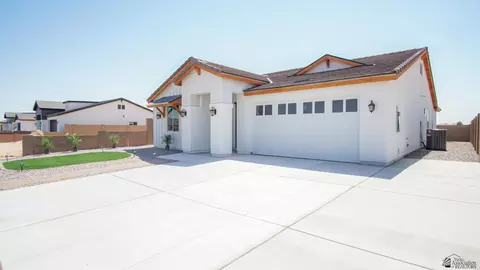 7889 E 35 St, Yuma, AZ 85365 photo 1