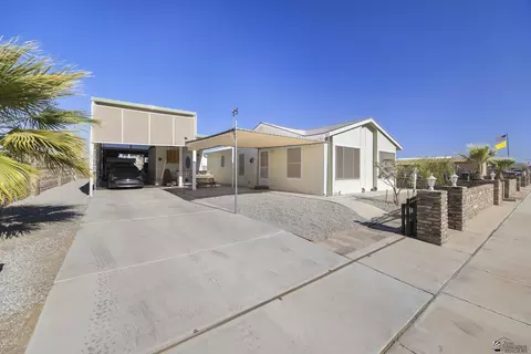 9676 E 37 St, Yuma, AZ 85365