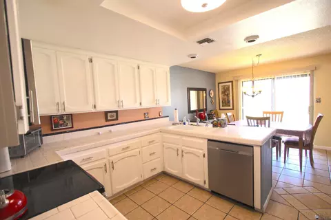 12459 E Del Rey Dr, Yuma, AZ 85367 photo 9