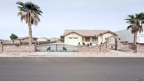 12528 E 47 Dr, Yuma, AZ 85367