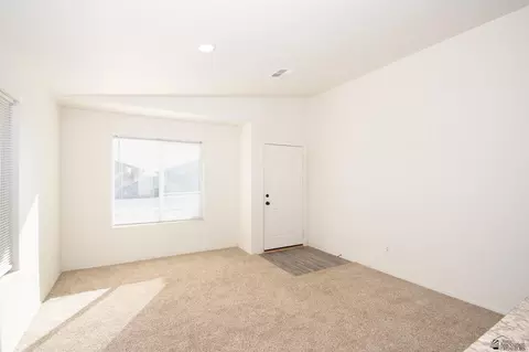 7574 E 45 St, Yuma, AZ 85365 photo 4