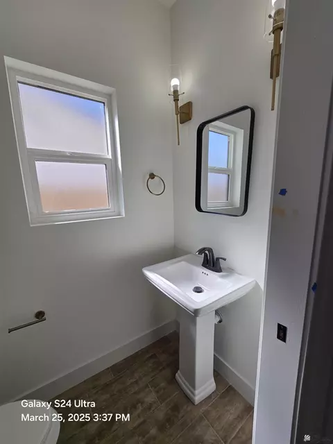 Bath - 7971 E 34 Ln, Yuma, AZ 85365 photo 1 of 5