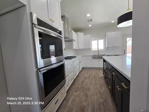 Kitchen - 7971 E 34 Ln, Yuma, AZ 85365 photo 7 of 9