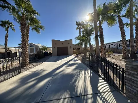 13845 E 53 Dr, Yuma, AZ 85367 photo 2