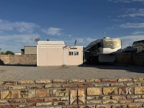 12742 E 45 Dr, Yuma, AZ 85367