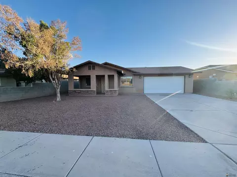 627 E Crane St, Somerton, AZ 85350