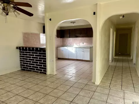 2176 E 14 Pl, Yuma, AZ 85365 photo 4
