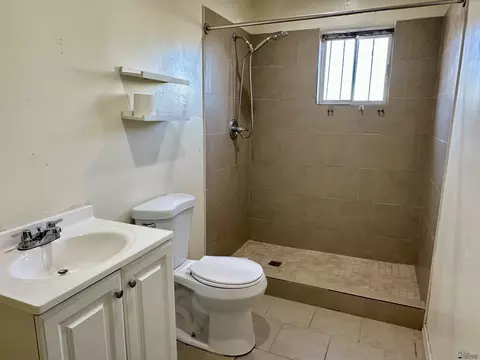 2176 E 14 Pl, Yuma, AZ 85365 photo 9