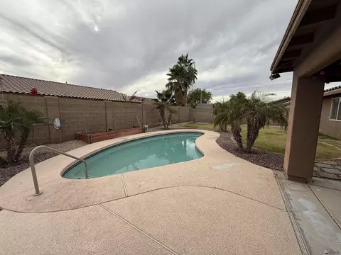 Exterior - 11611 E 24 Pl, Yuma, AZ 85367 photo 3 of 7