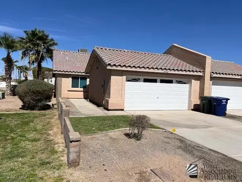 9002 E 30 Pl, Yuma, AZ 85365