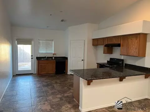 9002 E 30 Pl, Yuma, AZ 85365 photo 7