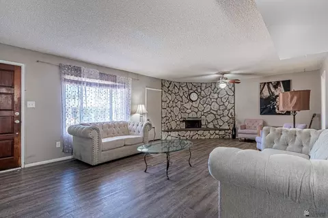 1007 E Corona Dr, Yuma, AZ 85364 photo 2