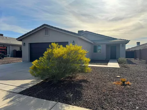 11613 E 33 St, Yuma, AZ 85367