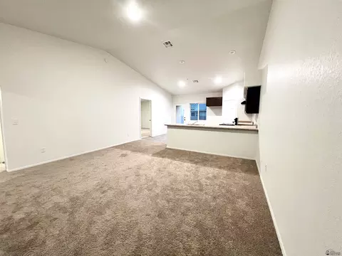 7391 E 37 St, Yuma, AZ 85365 photo 6