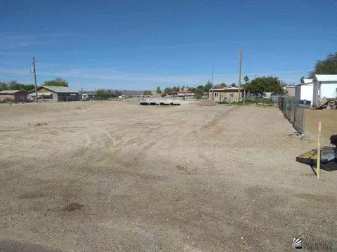 29450 S Arizona Ave, Wellton, AZ 85356