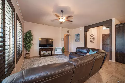5481 E 38 St, Yuma, AZ 85365 photo 4