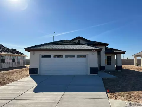 3813 E Santa Rosalina Ln, San Luis, AZ 85349