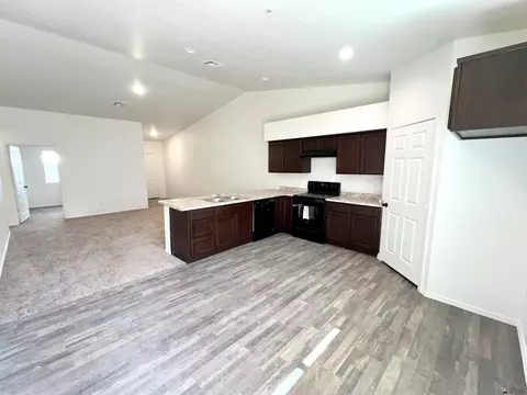 7397 E 37 St, Yuma, AZ 85365 photo 5