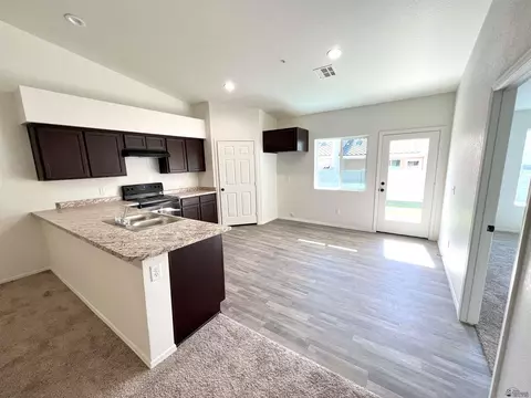 7397 E 37 St, Yuma, AZ 85365 photo 4