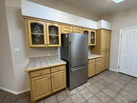 Kitchen - 14850 E 51 Dr, Yuma, AZ 85367 photo 3 of 6