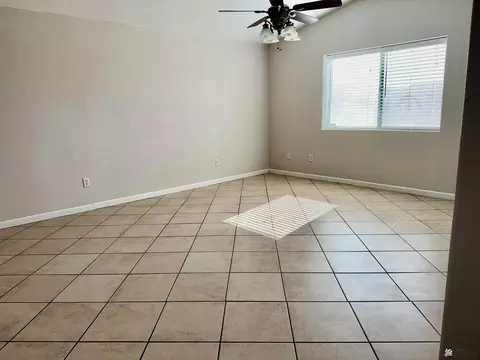 Living - 14850 E 51 Dr, Yuma, AZ 85367 photo 2 of 6