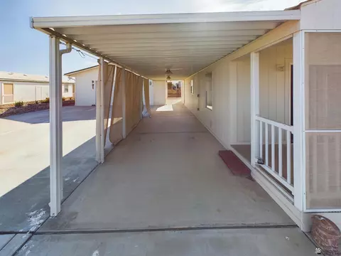 12641 E 47 Dr, Yuma, AZ 85367 photo 3