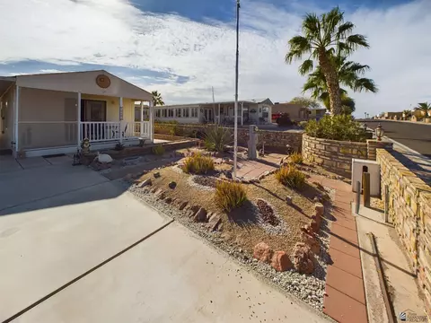 12641 E 47 Dr, Yuma, AZ 85367 photo 2