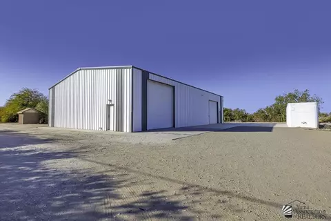 13772 S Hilltop Rd, Yuma, AZ 85365