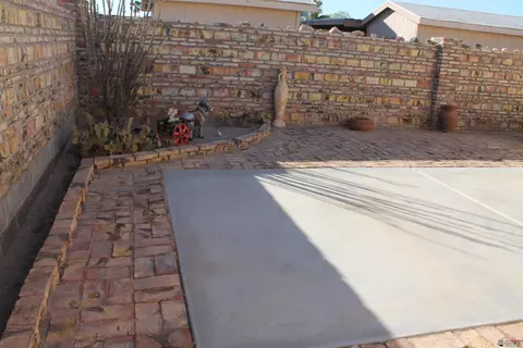 Exterior - 9633 E 33 St, Yuma, AZ 85365 photo 3 of 7