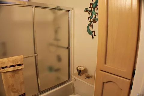 Bath - 9633 E 33 St, Yuma, AZ 85365 photo 2 of 2