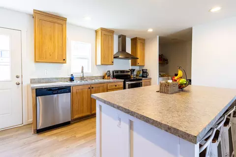 Kitchen - 12627 E 35 St, Yuma, AZ 85367 photo 4 of 5