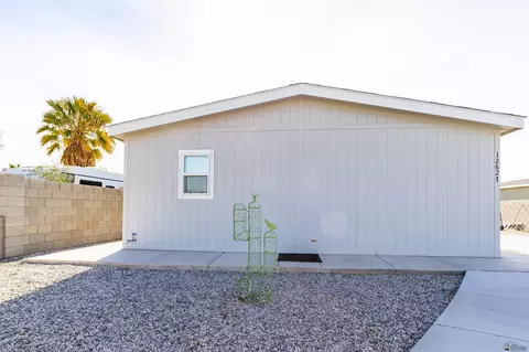Exterior - 12627 E 35 St, Yuma, AZ 85367 photo 6 of 7
