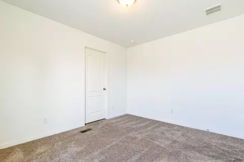 Bedroom - 12627 E 35 St, Yuma, AZ 85367 photo 2 of 9