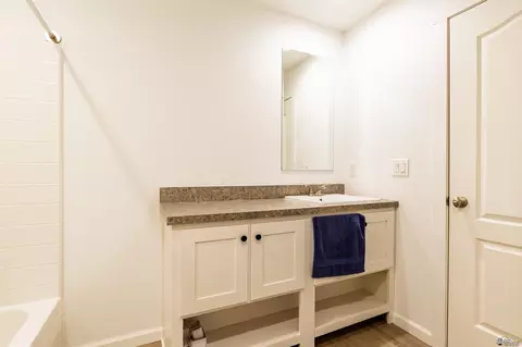 Bath - 12627 E 35 St, Yuma, AZ 85367 photo 3 of 3