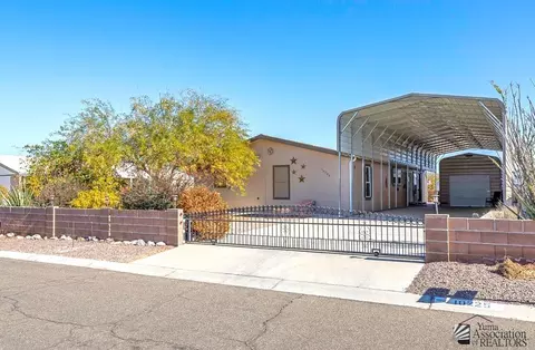 10225 S Spring Ave, Yuma, AZ 85365
