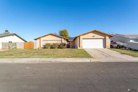 1297 W Thomas Ave, Yuma, AZ 85364