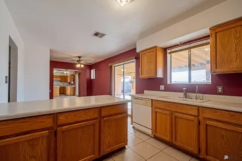 8933 E 39 Pl, Yuma, AZ 85365 photo 7