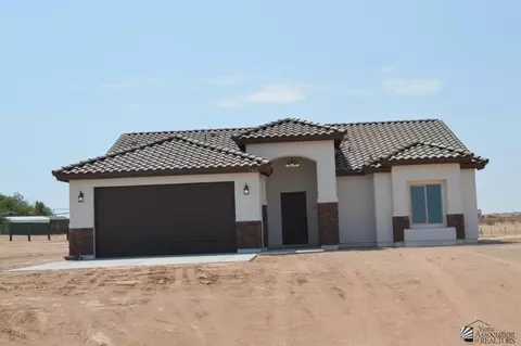 7443 E Alicante Ln, Yuma, AZ 85365