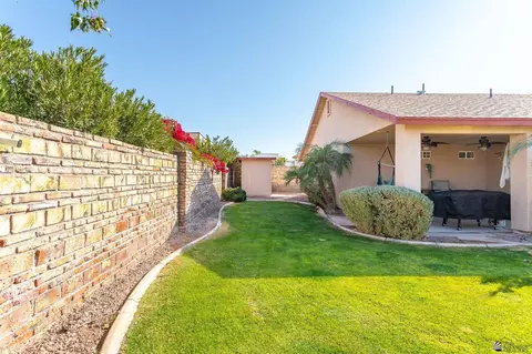 Exterior - 9594 E 35 Pl, Yuma, AZ 85365 photo 6 of 10